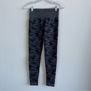 Gymshark Adapt Camo Seamless Legging Size S